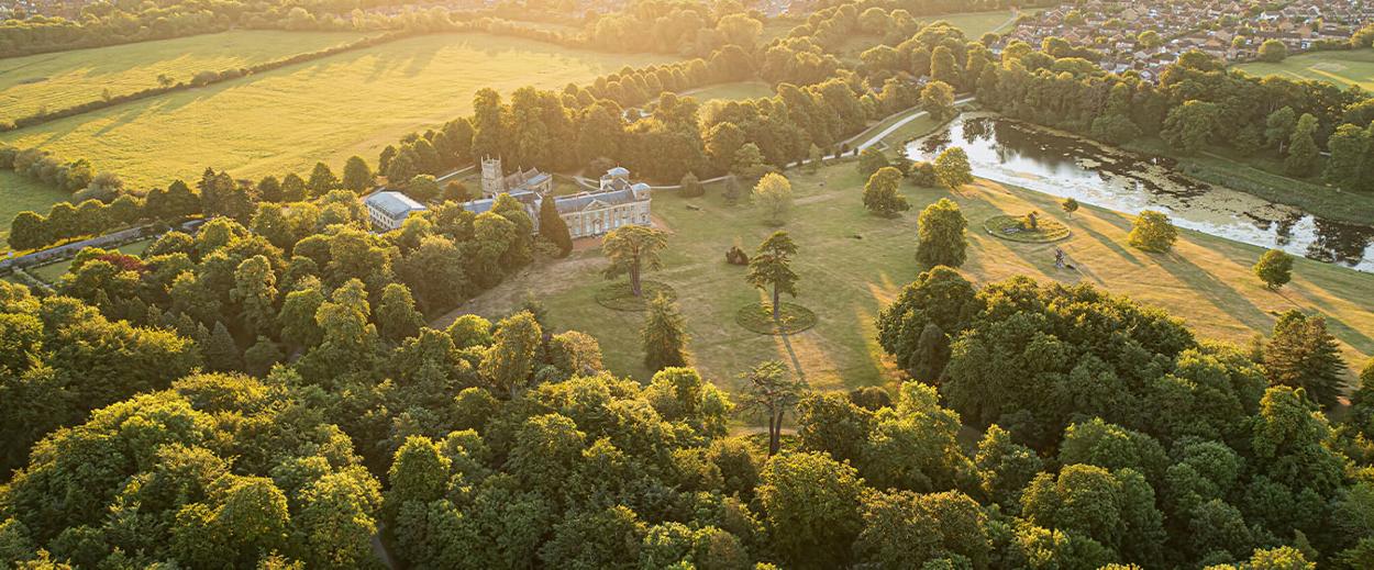 Lydiard Park Grounds and Lakes